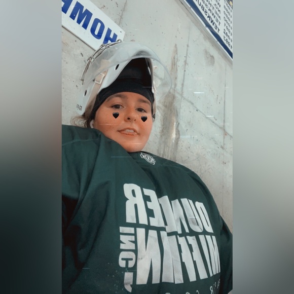 xoxo, Ami! 🖤 - Picture 5 of 8